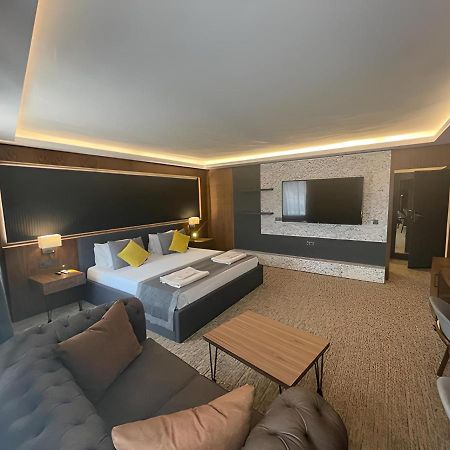 Uk Ankara Hotel 外观 照片