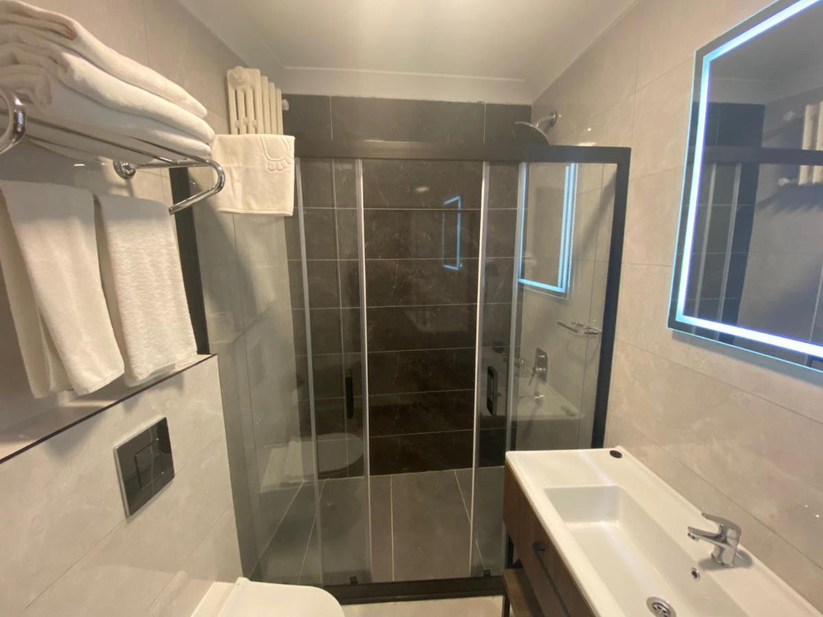 Uk Ankara Hotel 外观 照片