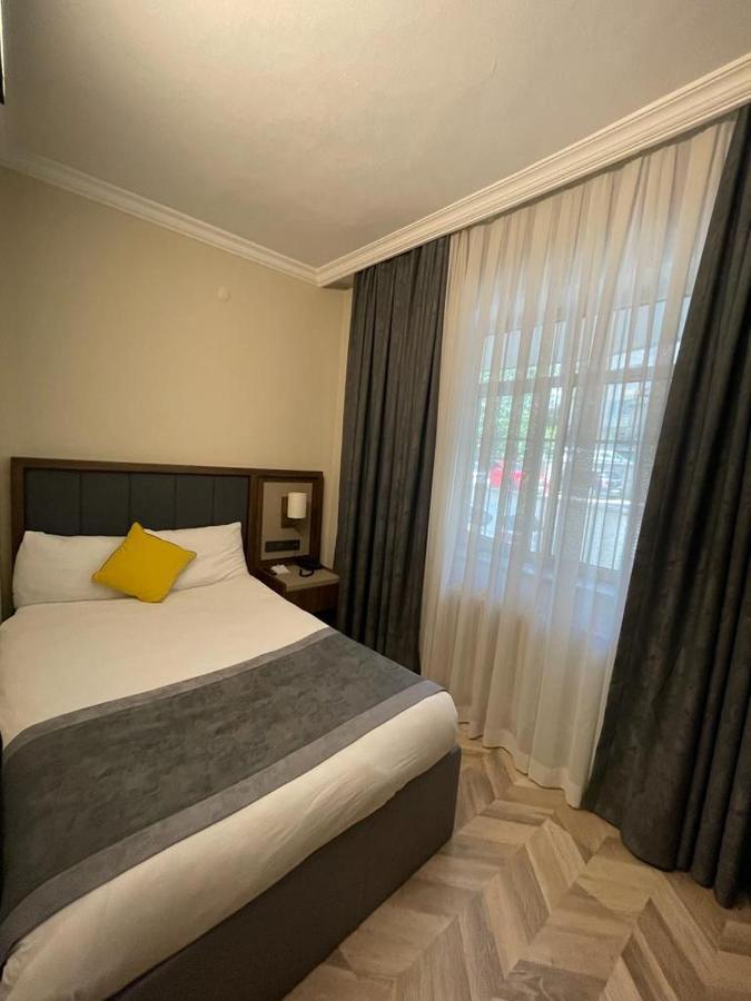 Uk Ankara Hotel 外观 照片