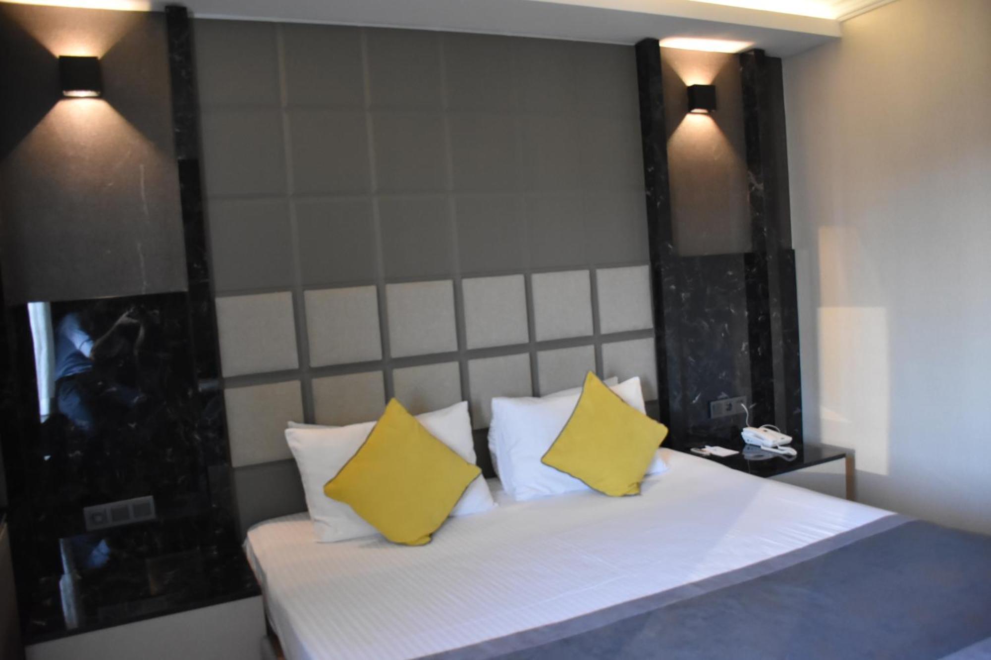 Uk Ankara Hotel 外观 照片