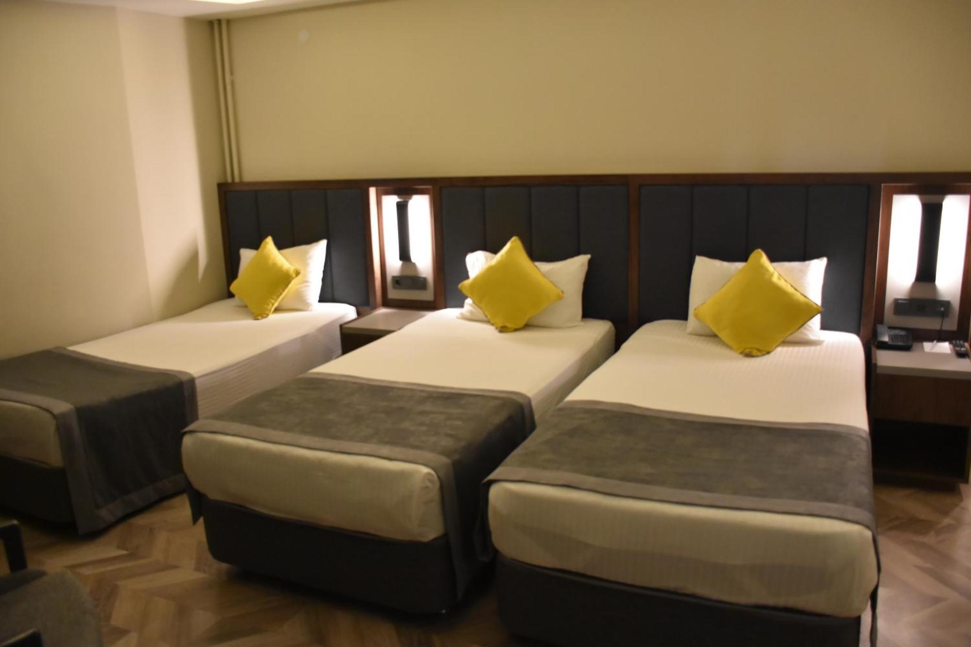 Uk Ankara Hotel 外观 照片