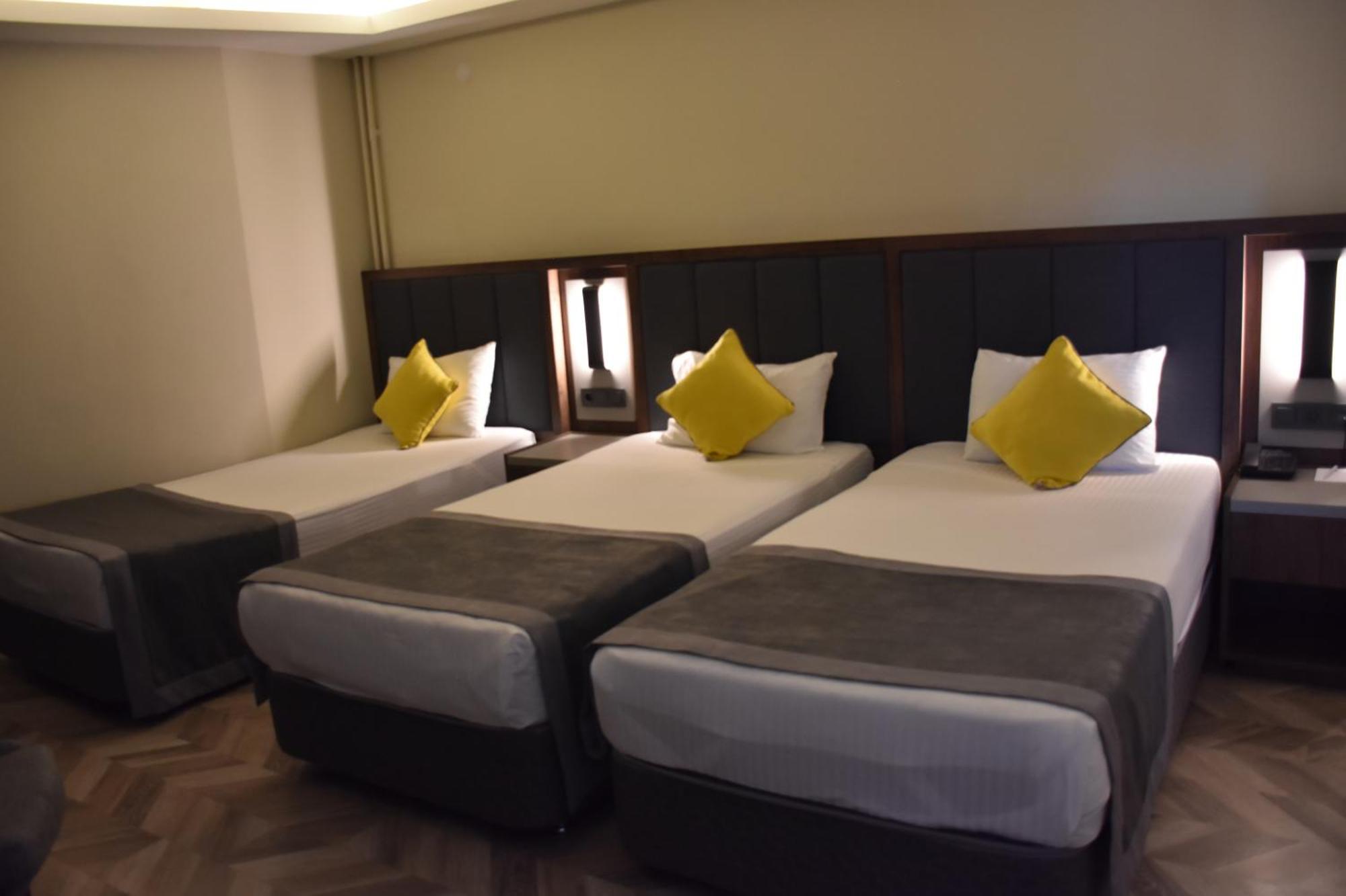 Uk Ankara Hotel 外观 照片