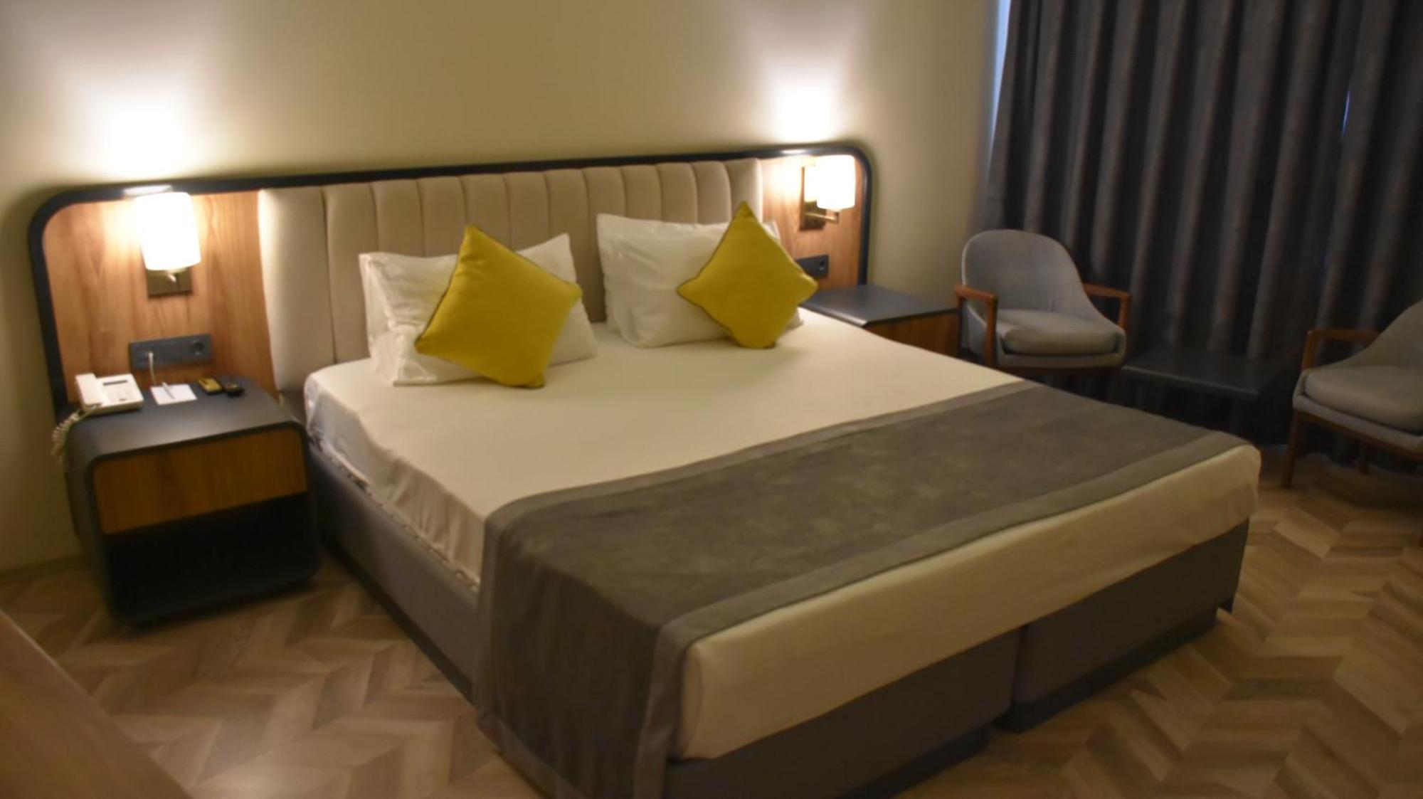 Uk Ankara Hotel 外观 照片